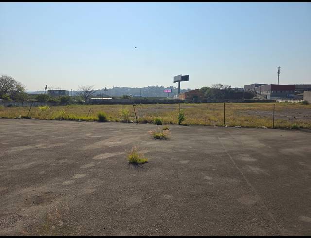 20,647M² INDUSTRIAL YARD FOR SALE IN UMGENI BUSINESS PARK